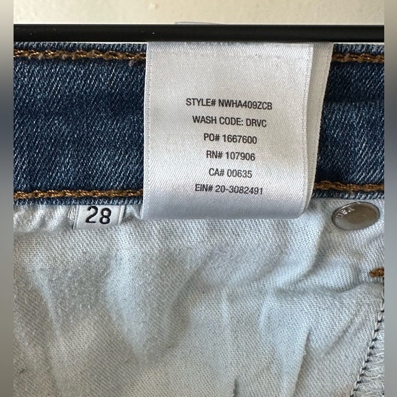 Hudson Blair Super Skinny Jeans with Chewed Hem Size 28 - Picture 10 of 12